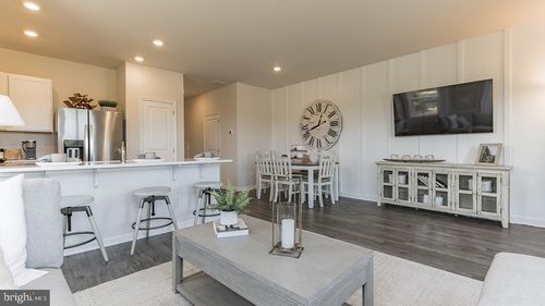 35 Nelsons Way, Westampton, NJ, 08060-5401 | Card Image