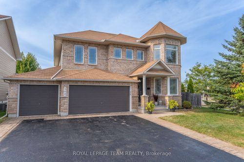 500 Teskiwa Cres, Kanata, ON, K2W1H7 | Card Image