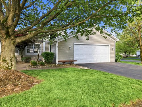 6 Golfwood Dr, Hermitage, PA, 16148-3954 | Card Image