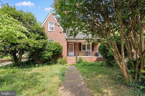 2401 Ridge Road Dr, ALEXANDRIA, VA, 22302-3217 | Card Image