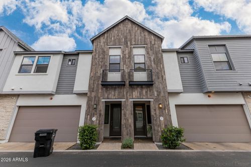 3-3200 N 39th St, Phoenix, AZ, 85018-6400 | Card Image