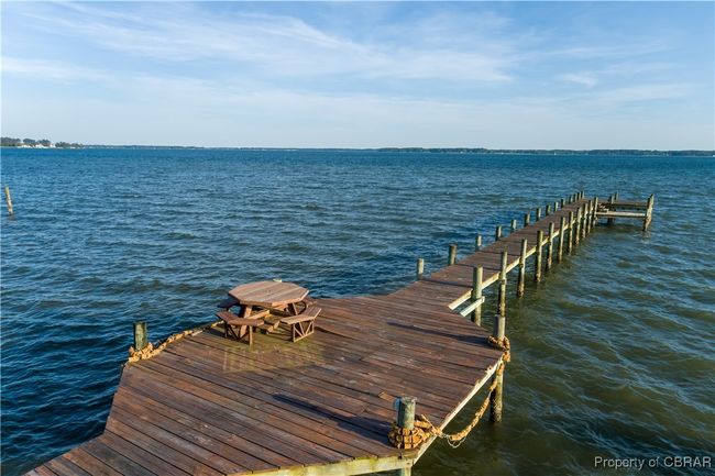 335 Berryville Shores Dr, House other with 3 bedrooms, 2 bathrooms and null parking in Deltaville VA | Image 6
