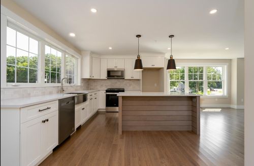 31 Thompson Way, Rye, NH, 03870-2364 | Card Image