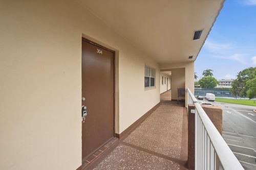 304-8841 Sunrise Lakes Boulevard, Sunrise, FL, 33322 | Card Image