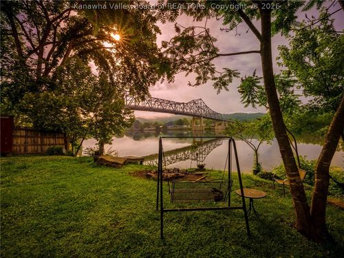 120 Whittbury Ln, Red House, WV, 25168-7983 | Card Image