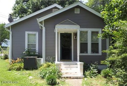 4603 W Martin Mill Pike, Knoxville, TN, 37920-5032 | Card Image