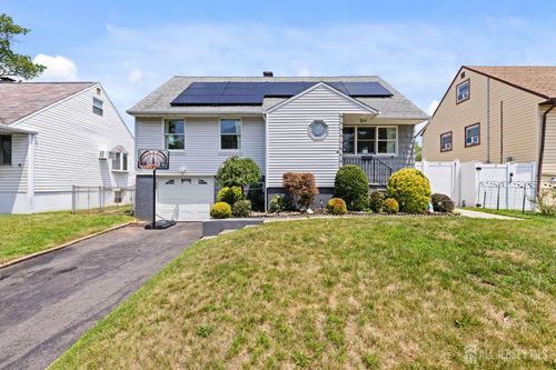 90 Maryknoll Rd, Metuchen, NJ, 08840-2848 | Card Image