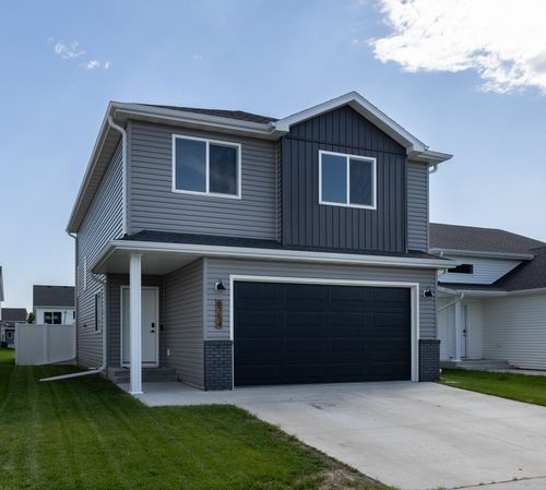 6754 71st Avenue S, Horace, ND, 58047 | Card Image