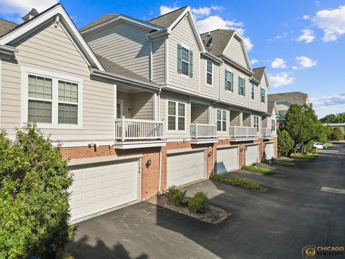 1132 Jordan Cir, Lake Zurich, IL, 60047-3139 | Card Image