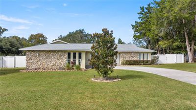 1854 Se 14 Th Avenue, House other with 3 bedrooms, 2 bathrooms and null parking in Ocala FL | Image 3