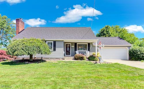 201 Noble St W, East Canton, OH, 44730-1013 | Card Image