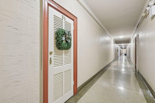 b5-12 Hamilton Pl, Hempstead, NY, 11550-6212 | Card Image