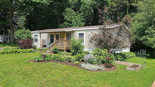 700 Culbertson Dr, Lake City, PA, 16423-1911 | Card Image
