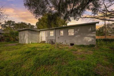 2111 E Nedro Road, House other with 3 bedrooms, 2 bathrooms and null parking in TAMPA FL | Image 2