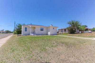 1108 Stanford, House other with 1 bedrooms, 1 bathrooms and 1 parking in Big Spring TX | Image 2