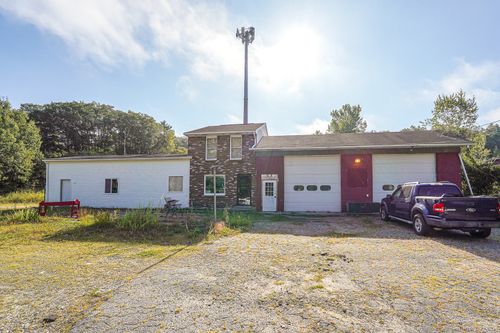 347 Riverside Dr, North Grosvenordale, CT, 06255-2160 | Card Image