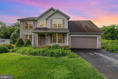 920 Valley Rd, ENOLA, PA, 17025-1541 | Card Image