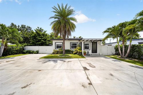 17019 Sw 100th Ave, Miami, FL, 33157-4312 | Card Image