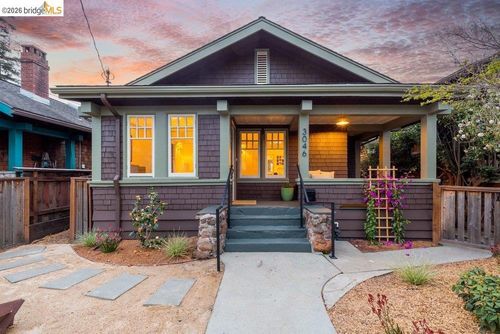 3046 3046 Deakin St, Berkeley, CA, 94705 | Card Image