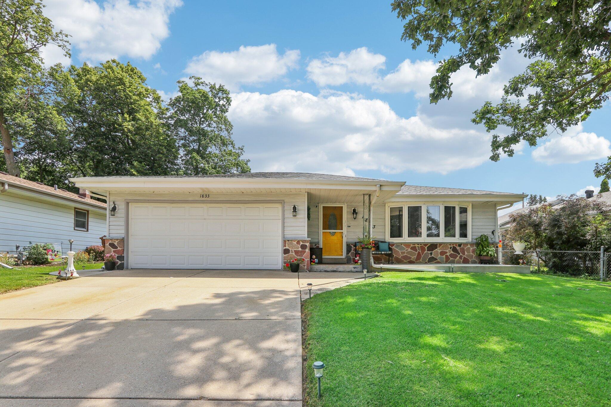 Mackinac Ave, South Milwaukee, WI 53172