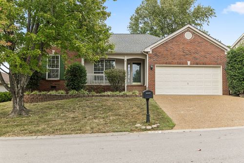 704 Jaywood Dr, Old Hickory, TN, 37138-4246 | Card Image