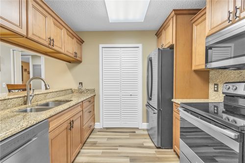 apt-106-18 Plantation Dr, Vero Beach, FL, 32966-7930 | Card Image