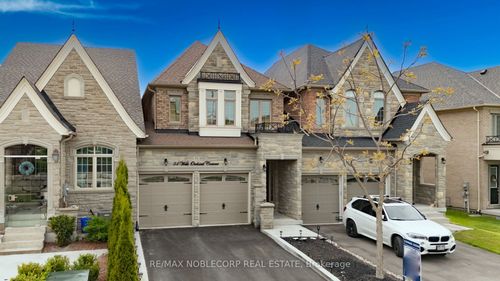 54 Wells Orchard Cres, King City, ON, L7B0C6 | Card Image