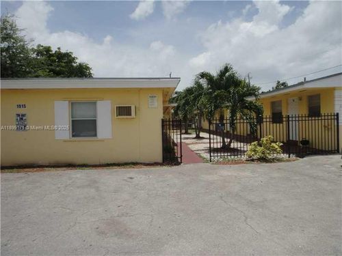 w2-1915 Fletcher St, Hollywood, FL, 33020-6315 | Card Image