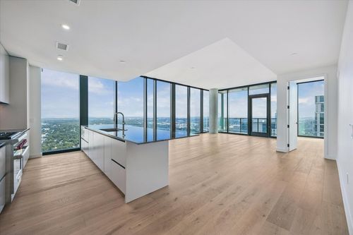 4601-610 Davis St, Austin, TX, 78701 | Card Image