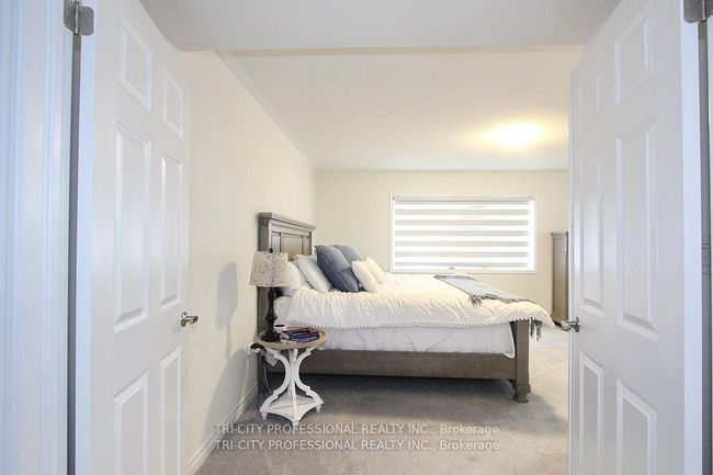 16 Dolucci Cres, House other with 4 bedrooms, 3 bathrooms and 2 parking in Brampton ON | Image 20