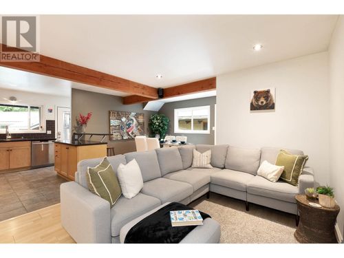 3142 Tyrol Cres, Whistler, BC, V8E0B8 | Card Image