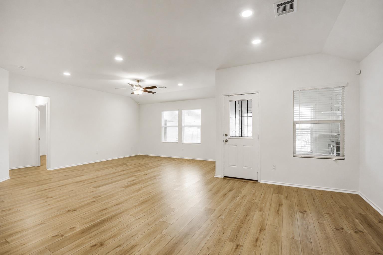 Residential Lease in Hutto 5