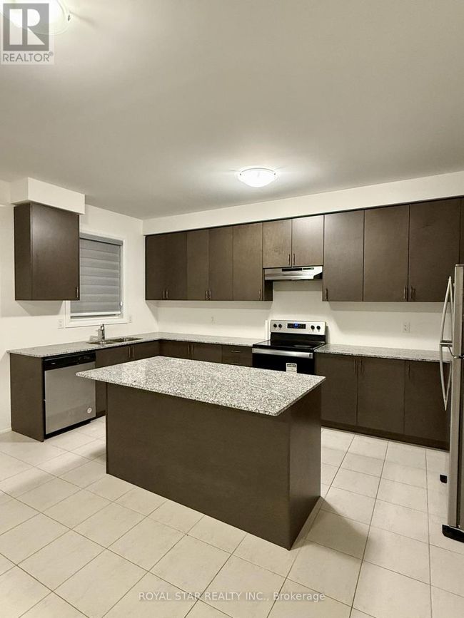 58 Prince Phillip Blvd, House other with 4 bedrooms, 4 bathrooms and 4 parking in Ayr ON | Image 5