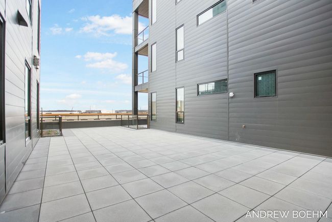 502 - 159 S River Ave, Condo with 2 bedrooms, 2 bathrooms and null parking in Holland MI | Image 17
