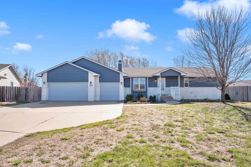129 Sheffield Ct, Newton, KS, 67114-7703 | Card Image