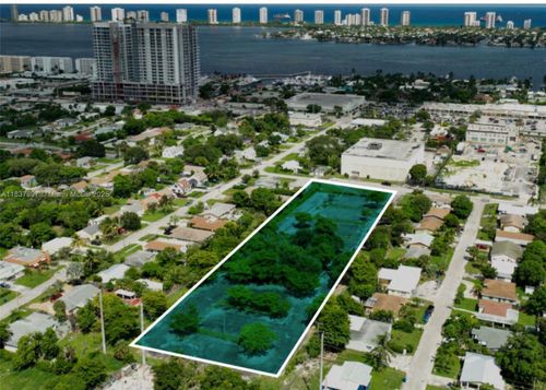 3551 Avenue, Riviera Beach, FL, 33404 | Card Image