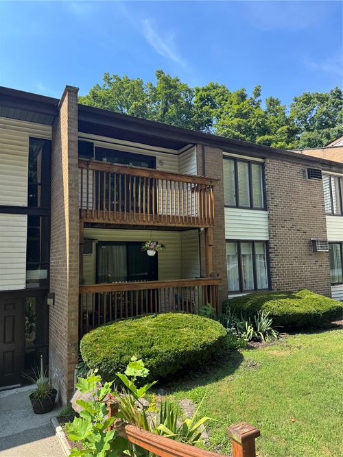 unit-72k-3 Hook Rd, Poughkeepsie, NY, 12601-7310 | Card Image