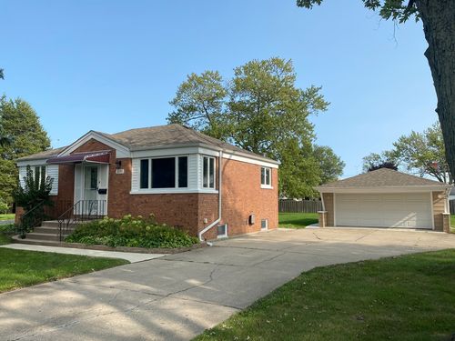 2171 Laura Ln, Des Plaines, IL, 60018-4087 | Card Image