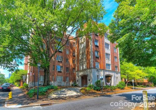 401-301 W 10th St, Charlotte, NC, 28202-1761 | Card Image