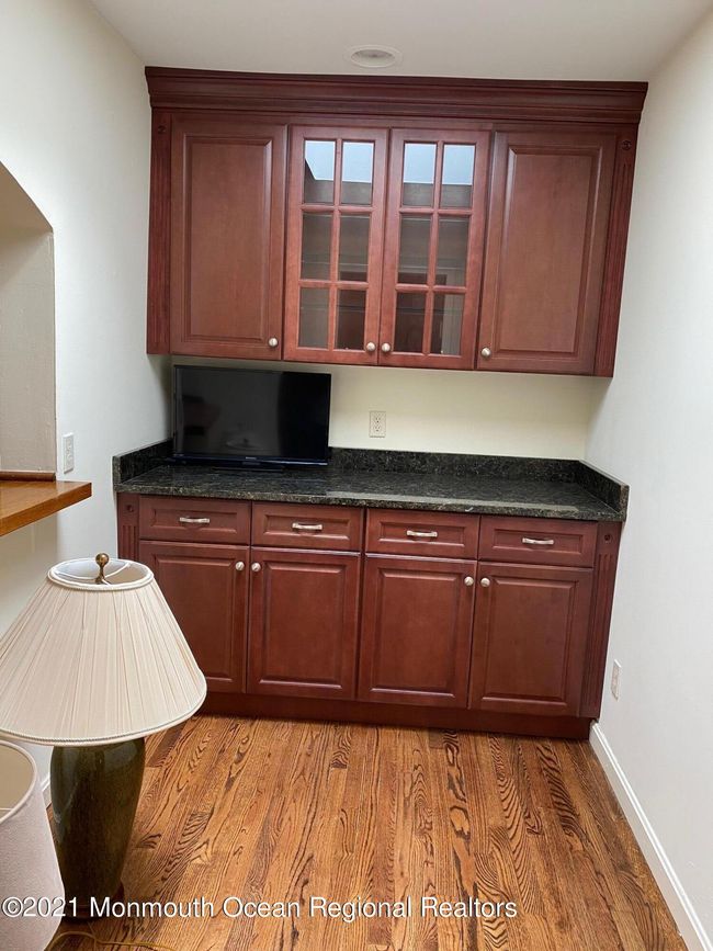 372 Lake Ave, House other with 4 bedrooms, 2 bathrooms and null parking in Oakhurst NJ | Image 9