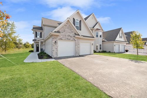 425-2-1792 Horseshoe Lane, Slinger, WI, 53086 | Card Image