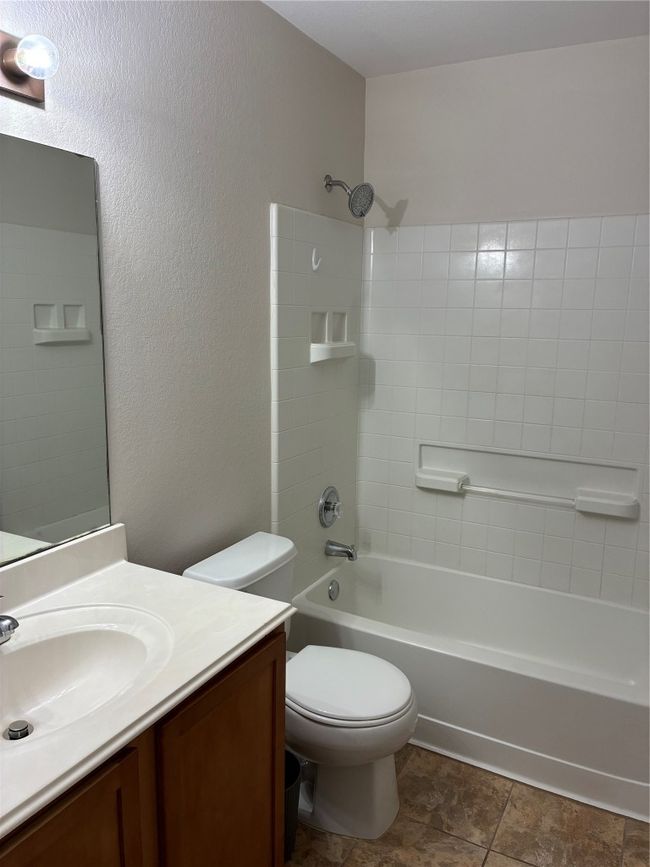 7702 Squirrel Hollow Dr, House other with 3 bedrooms, 2 bathrooms and 4 parking in Georgetown TX | Image 12