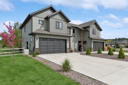 1066 Mill Creek Dr, Bigfork, MT, 59911-3787 | Card Image