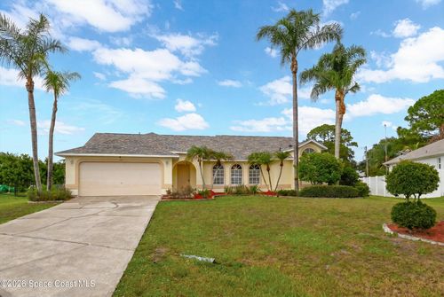 541 Tuttle Ct Se, PALM BAY, FL, 32909-6682 | Card Image