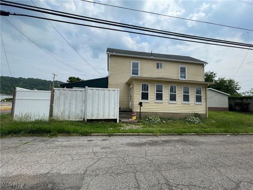 1400 Center St, Wellsville, OH, 43968-1200 | Card Image