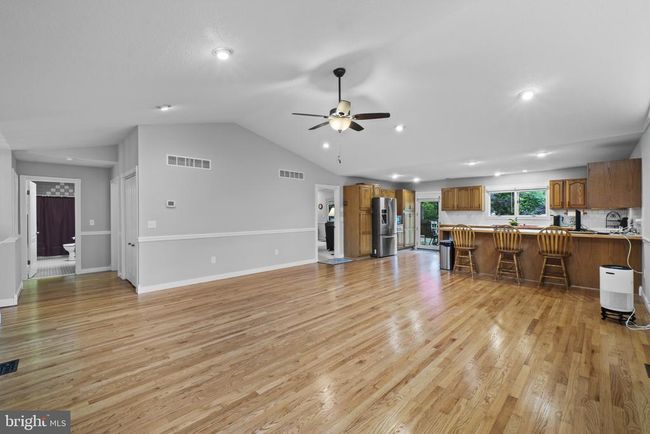 8359 Elm Rd, House other with 3 bedrooms, 3 bathrooms and null parking in MILLERSVILLE MD | Image 4