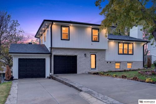 8606 S 45th Ave, Omaha, NE, 68157-2610 | Card Image