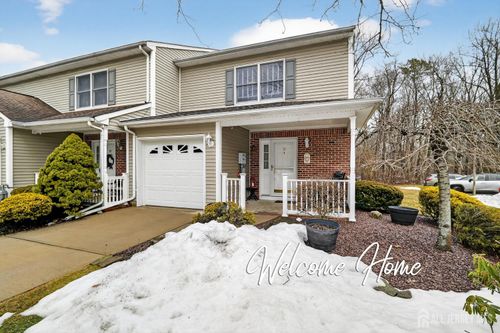 9 Parkside Dr, Spotswood, NJ, 08884-1079 | Card Image