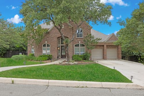 27711 Woodway Bnd, Boerne, TX, 78006-6552 | Card Image