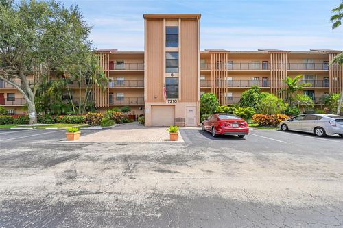 apt-401-7210 Lake Circle Dr, Margate, FL, 33063-4806 | Card Image